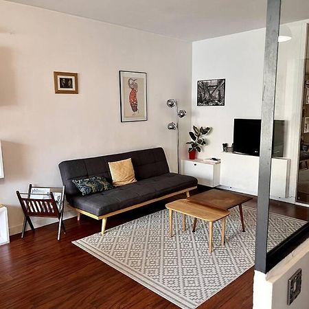 Paris : Appartement Familial Avec Parking Prive Clichy Luaran gambar