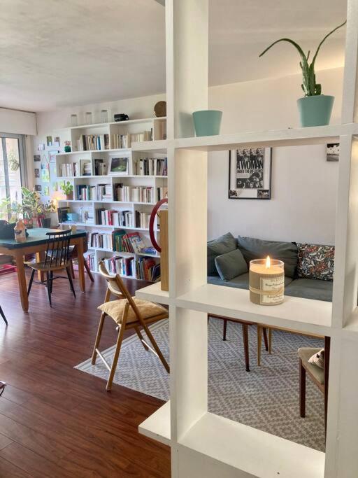 Paris : Appartement Familial Avec Parking Prive Clichy Luaran gambar