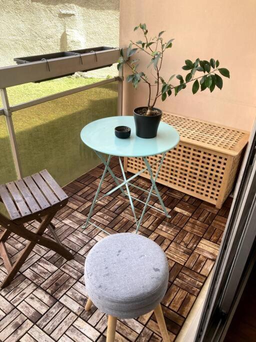 Paris : Appartement Familial Avec Parking Prive Clichy Luaran gambar